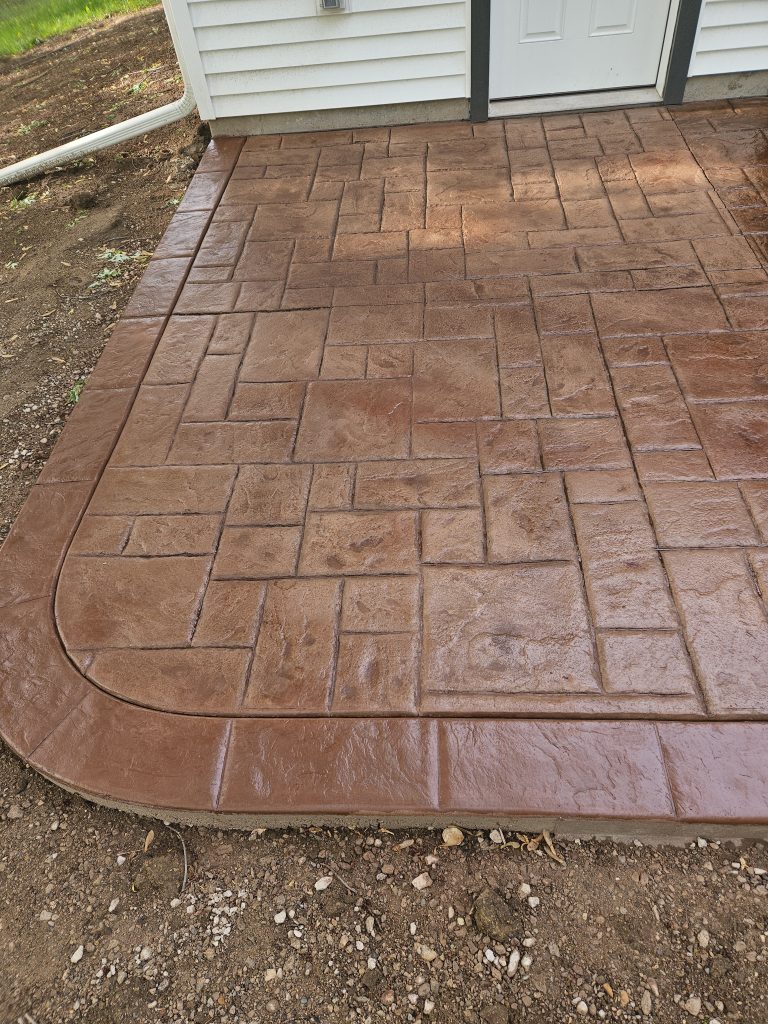 Rotating Ashlar In Wicker Tan And Walnut Accent (6)